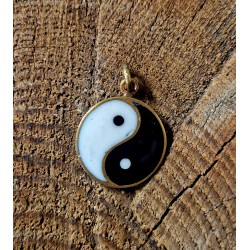 Yin o yang hänge i brons